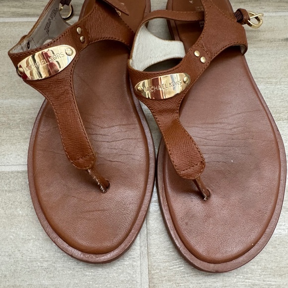Michael Kors sandals - Picture 1 of 2